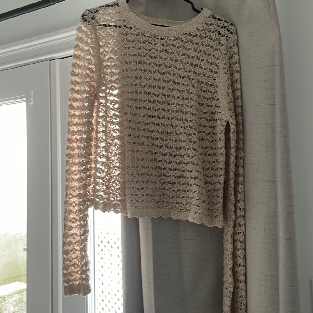 Forever 21 crochet top